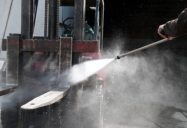 Best Machinery and Equipment Cleaning  in Westwood Lakes, FL